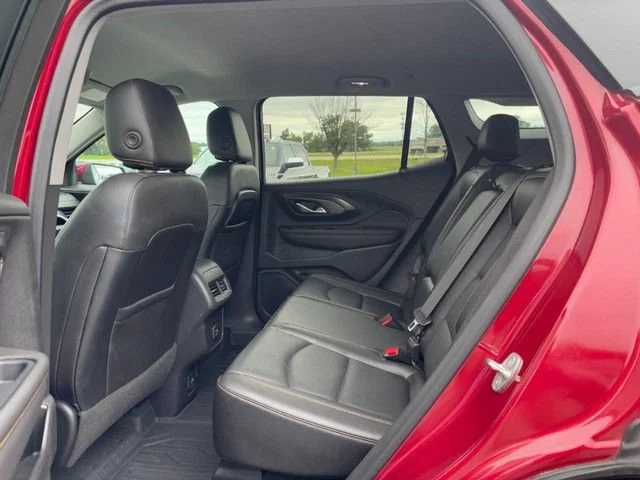 Used 2021 RED QUARTZ TINTCOAT GMC SLT image 10