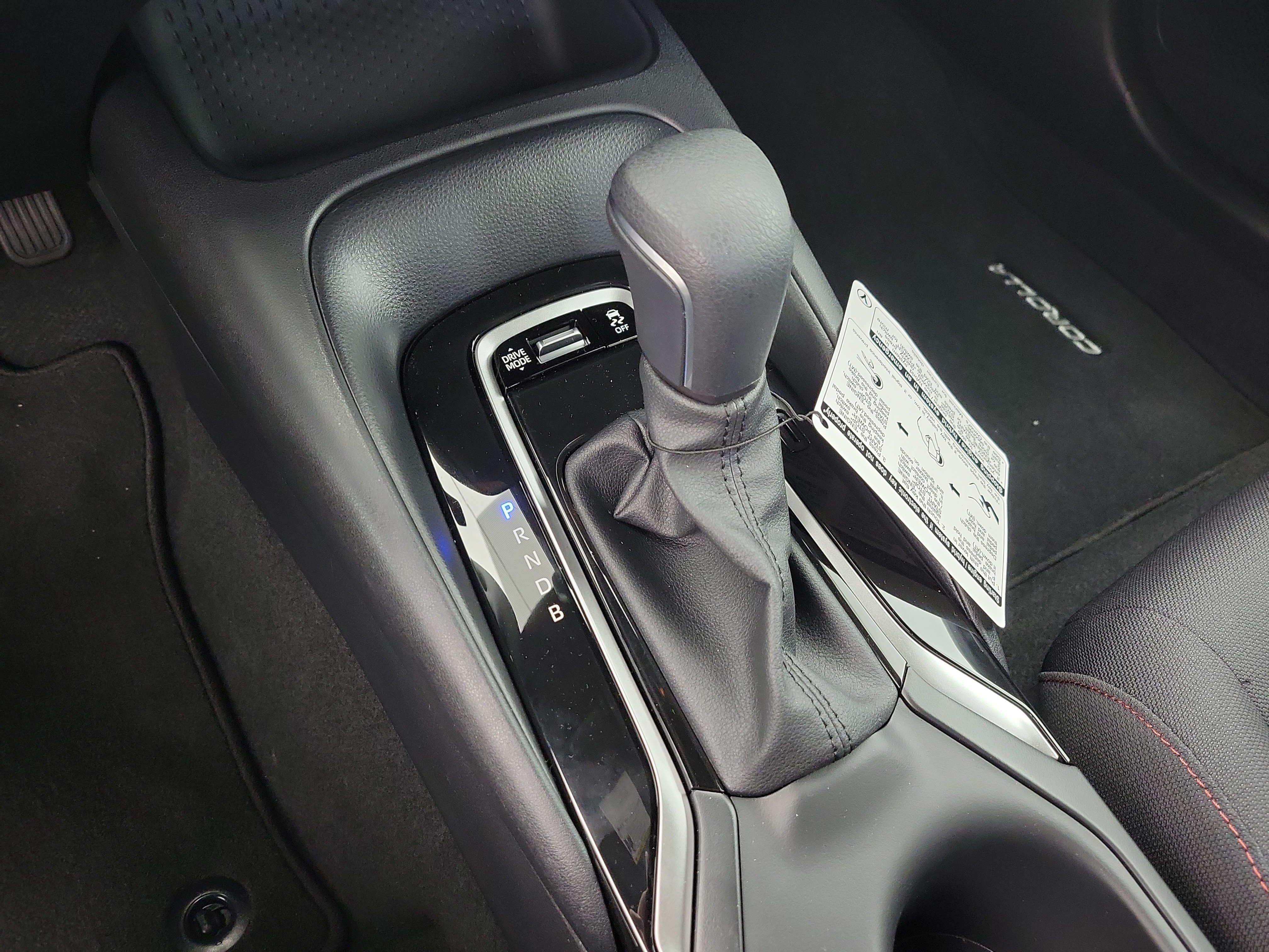 New 2026 Midnight Black Metallic Toyota  SE image 30