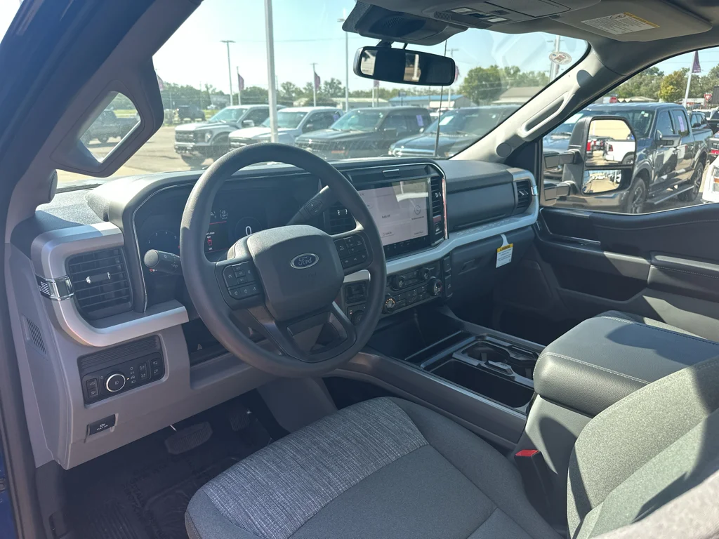 New 2026 Argon Blue Metallic Ford XLT image 2