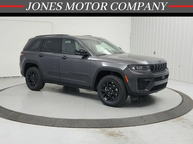 New 2026 Baltic Gray Metallic Clearcoat Jeep Altitude image 1