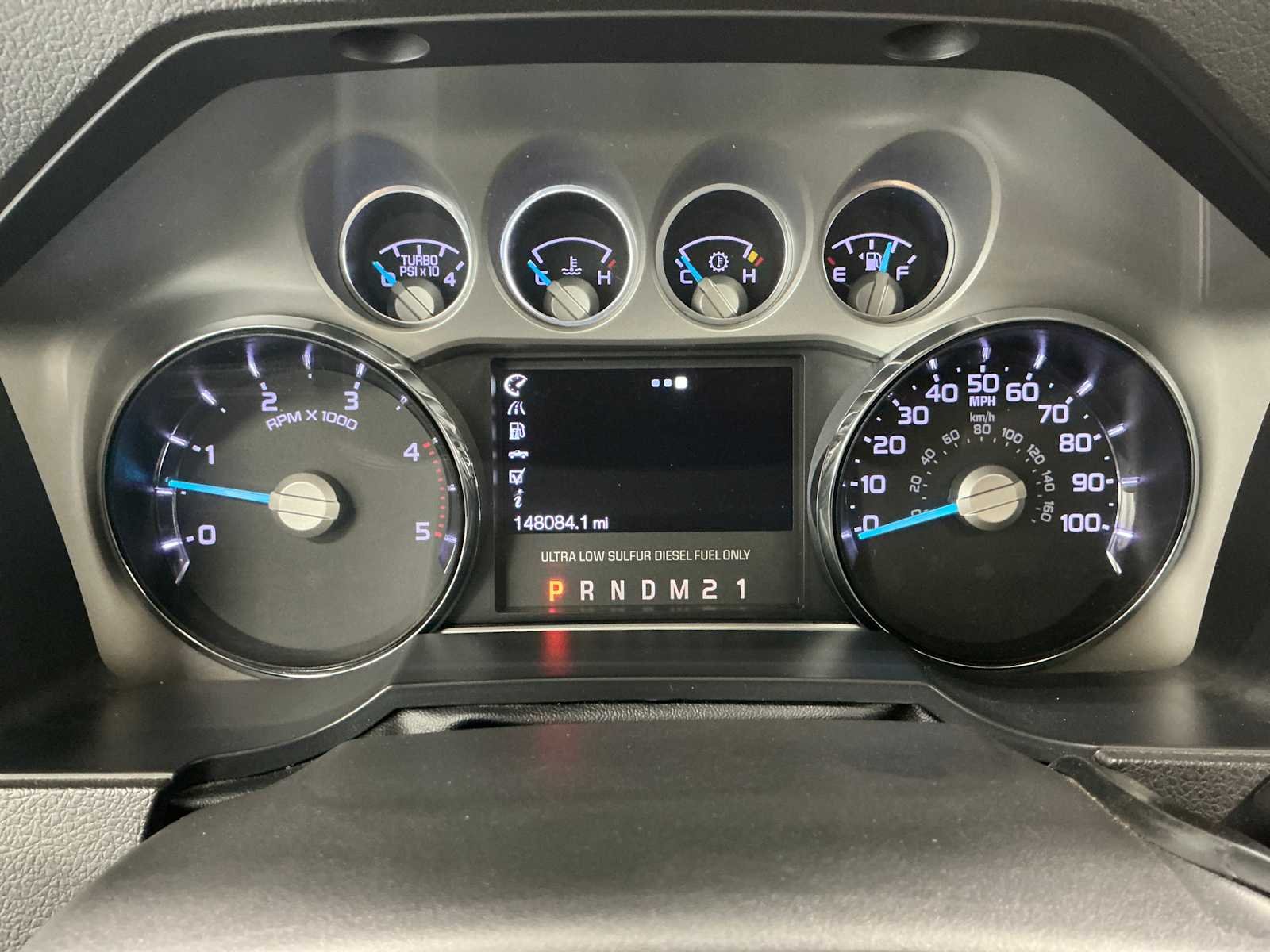 Used 2016 White Platinum Metallic Tri-Coat Ford Platinum image 12