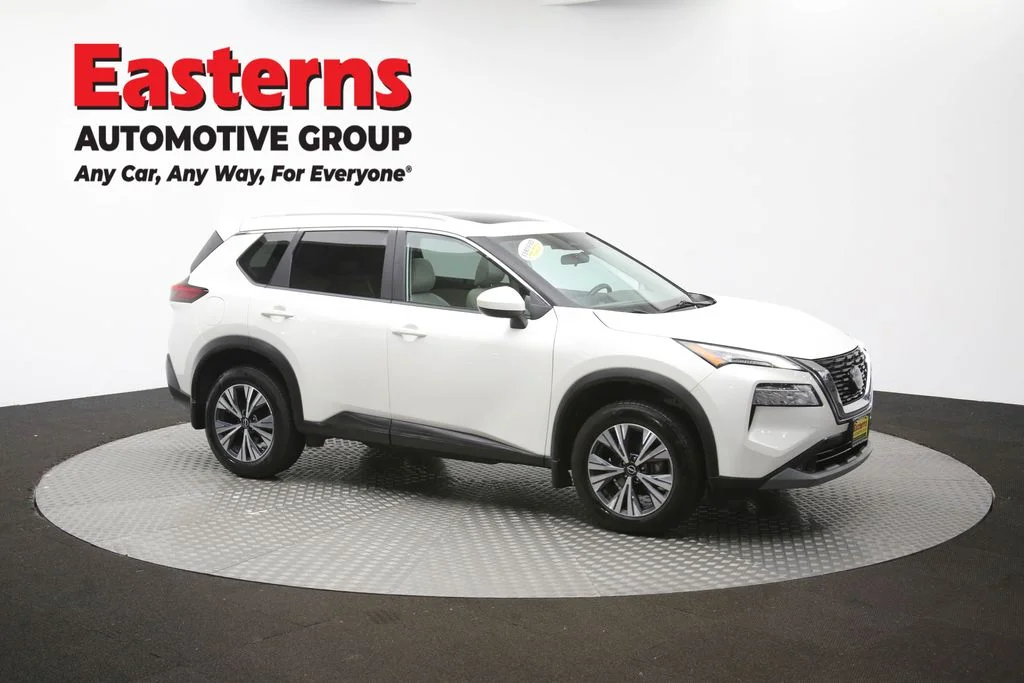 Used 2023 White Nissan SV image 49