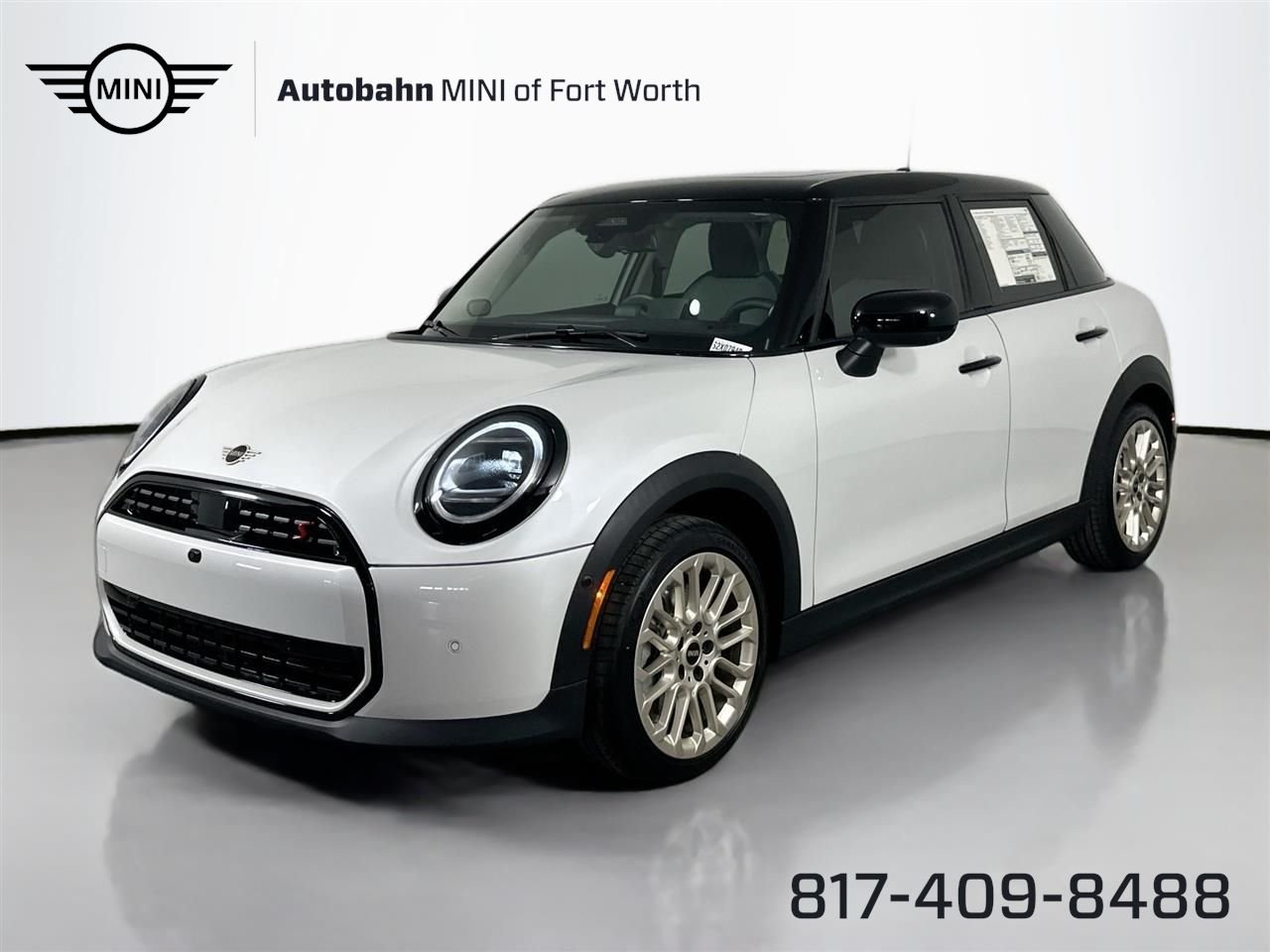 2025 MINI Hardtop Cooper S's photo