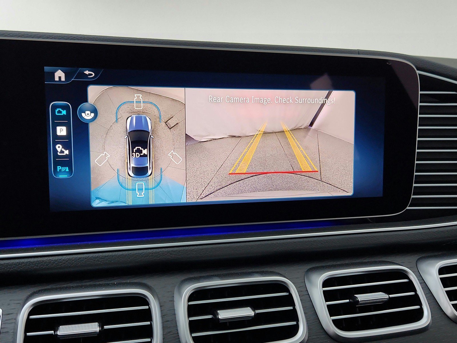New 2026 Polar White Mercedes-Benz AMG® GLE 53 4MATIC+ Coupe image 53