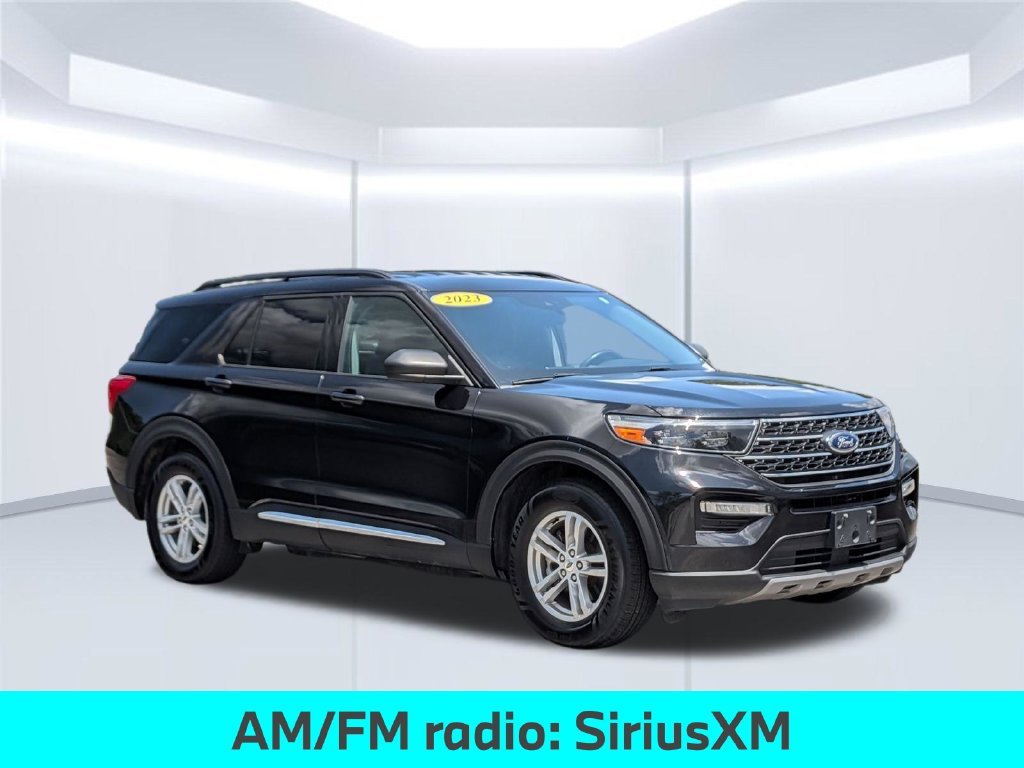 Used 2023 Black Ford XLT image 10