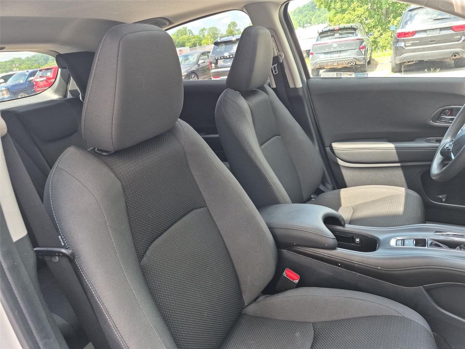 Used 2022 Platinum White Pearl Honda EX image 37