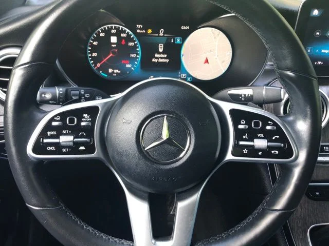 Used 2022 Polar White Mercedes-Benz GLC 300 image 25