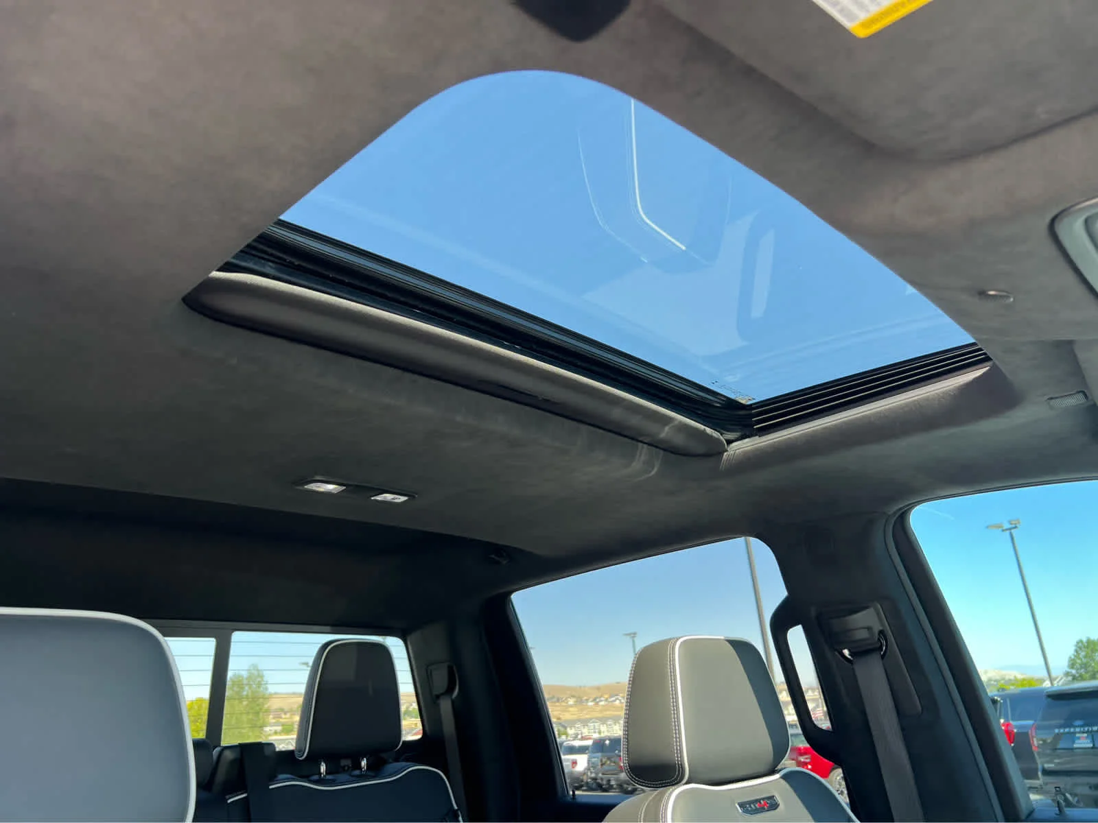Used 2025 Gray GMC AT4X image 21