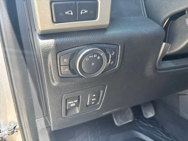 Certified Used 2020 Silver Ford Lariat image 20
