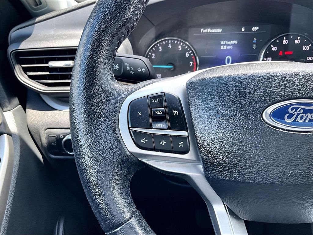 Used 2023 Black Ford XLT image 23