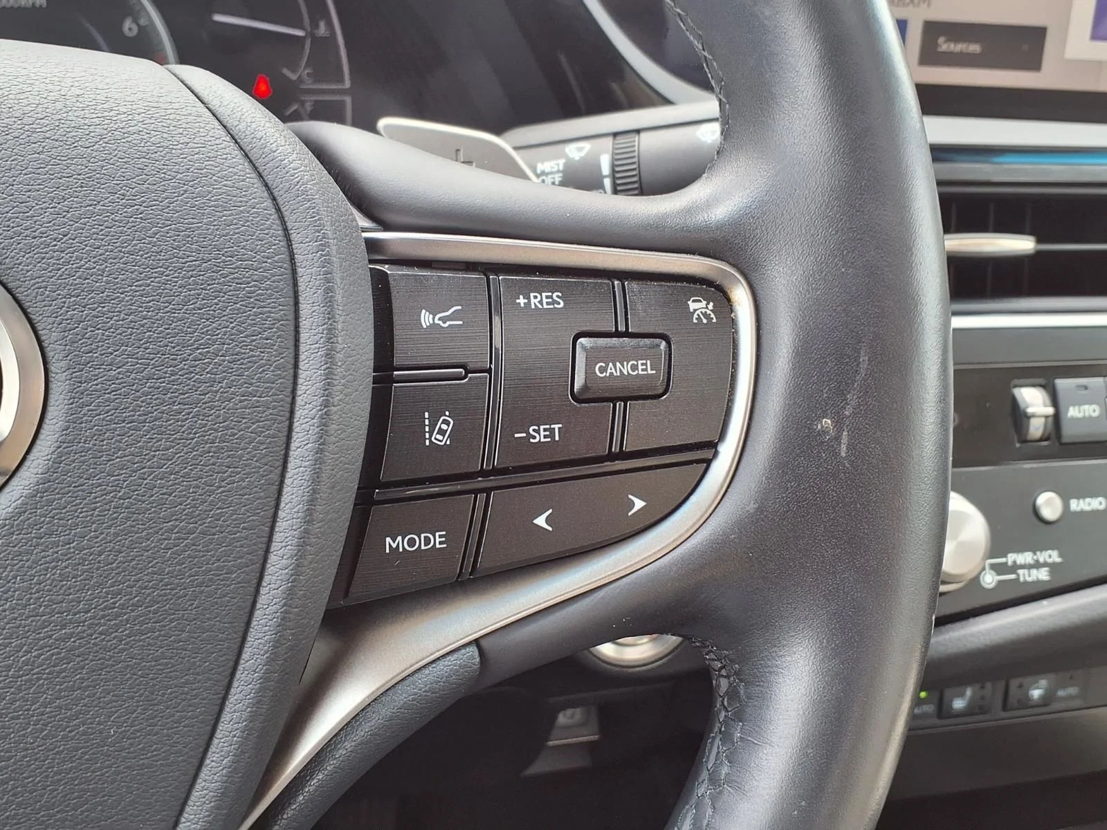 Used 2023 Red Lexus 350 image 23