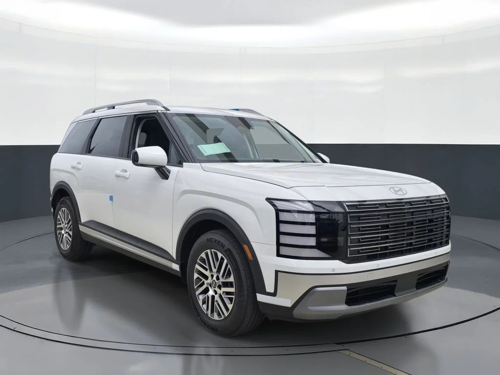 New 2026 White Hyundai SEL Premium image 2