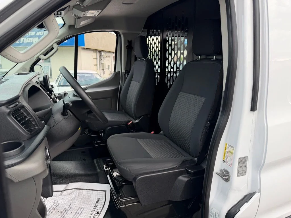 Used 2025 White Ford Base image 13