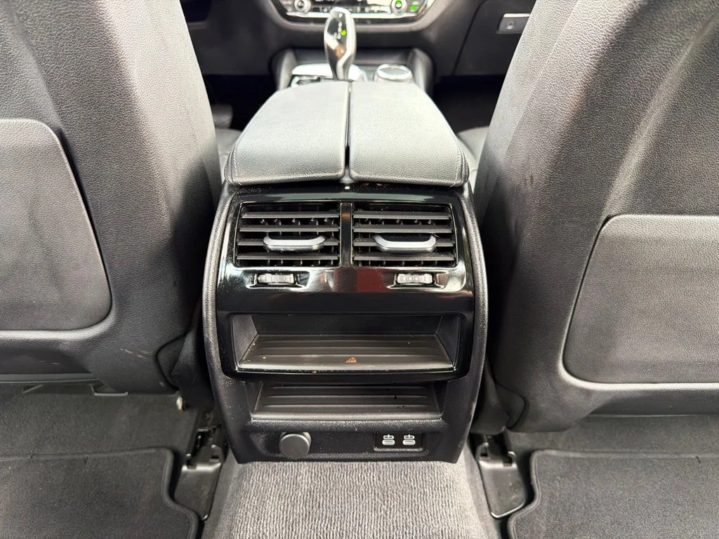 Used 2023 Black BMW 530i xDrive image 18