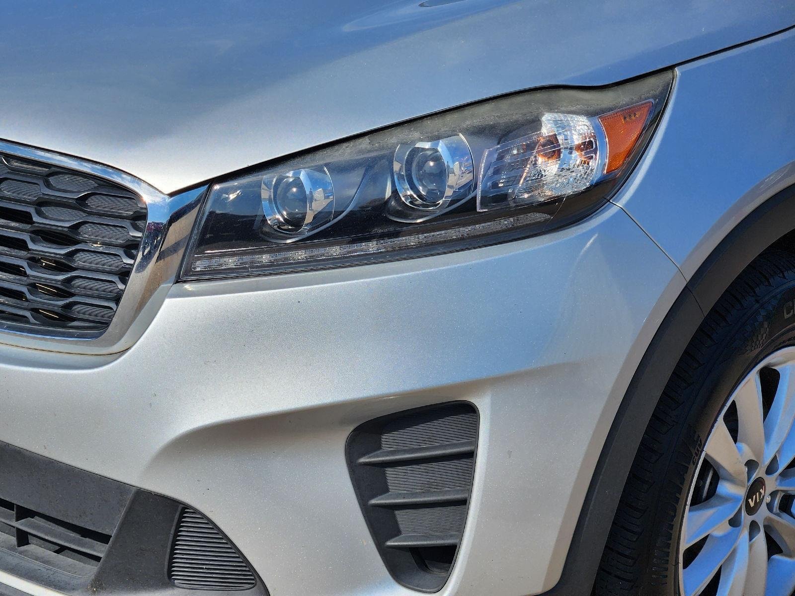 2020 Kia Sorento photo 8 of 33
