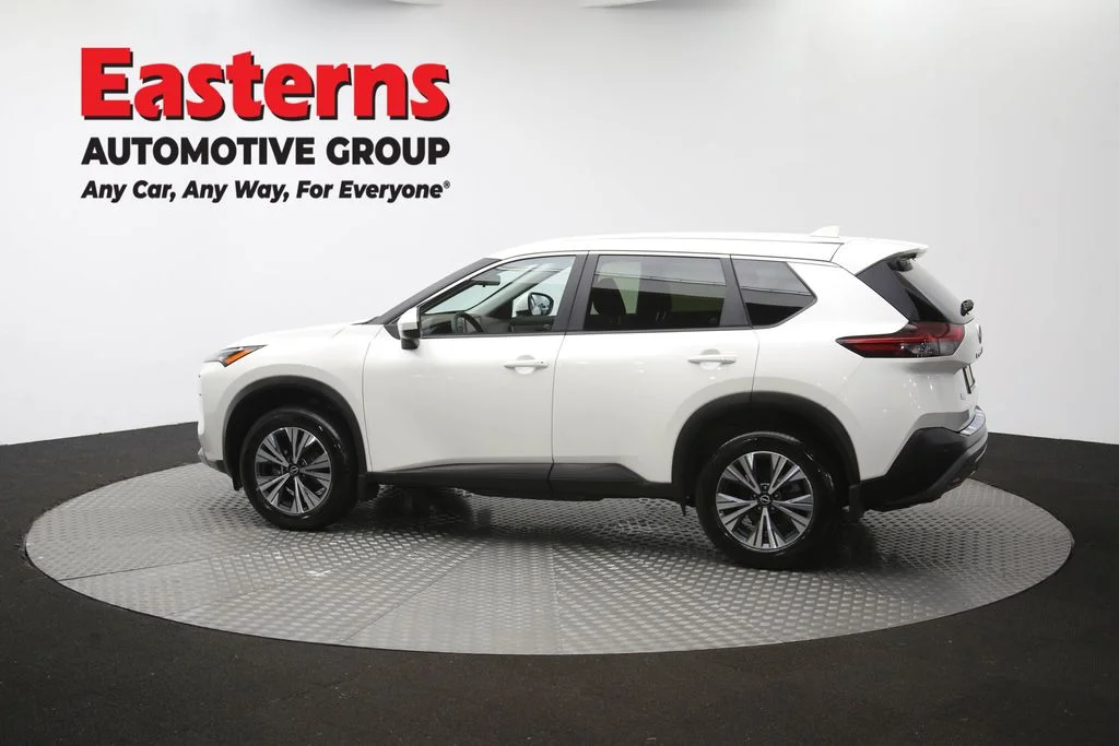 Used 2023 White Nissan SV image 60