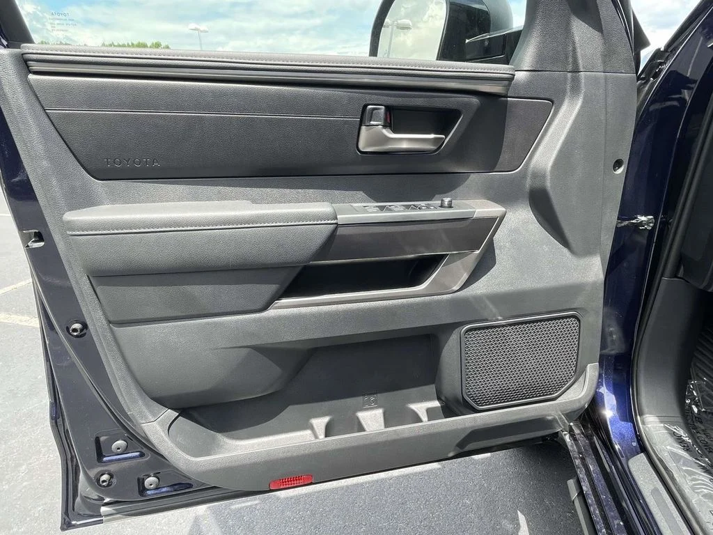 New 2026  Toyota SR5 image 28