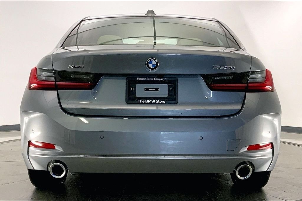 Used 2026 Gray Metallic BMW 330i xDrive image 3