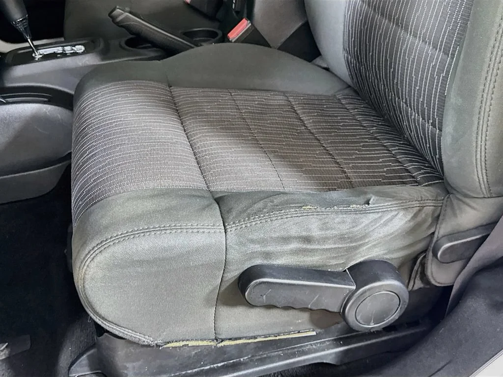 Used 2012 White Jeep Rubicon image 22