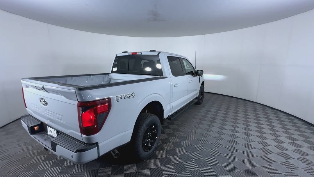 New 2026 Avalanche Ford XLT image 8