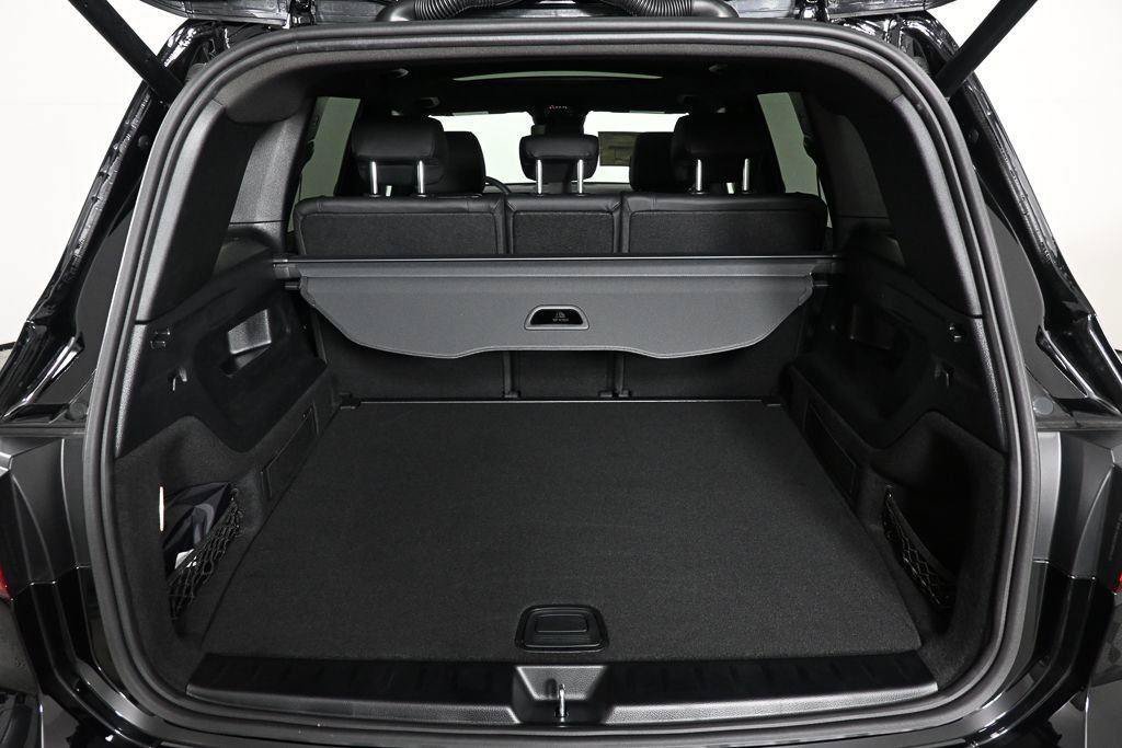 New 2026 Night Black Mercedes-Benz GLB 250 image 69