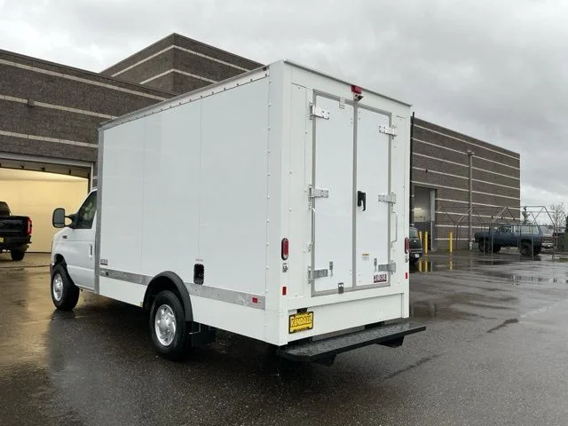 2026 Ford E-Series Cutaway Base - Photo 6