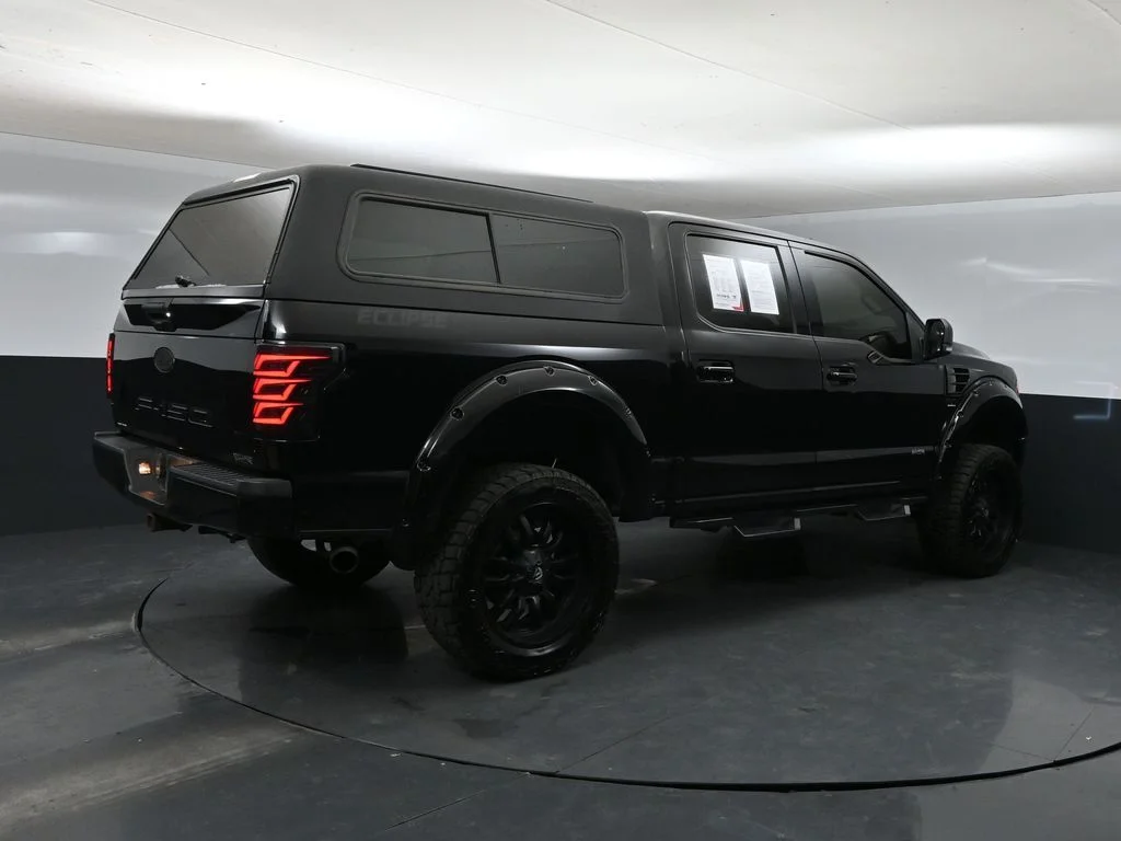 Used 2020 Black Ford XLT image 2