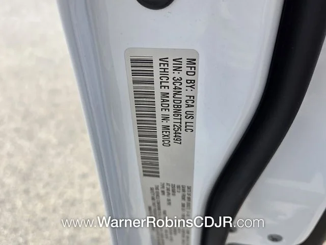 New 2026 Bright White Clearcoat Jeep Latitude image 19