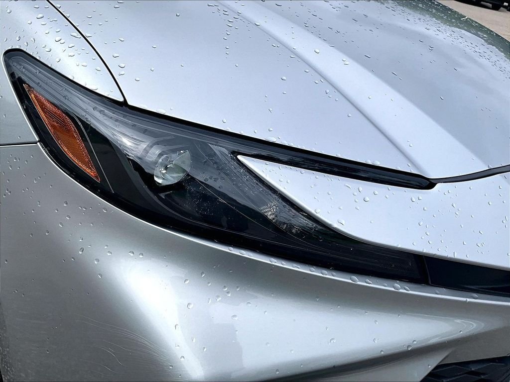 Used 2025 Silver Toyota LE image 32