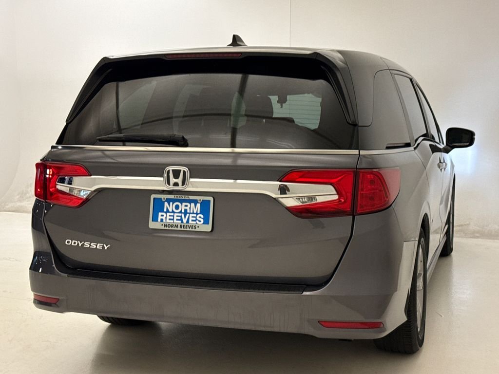 Used 2018 Modern Steel Metallic Honda EX image 9