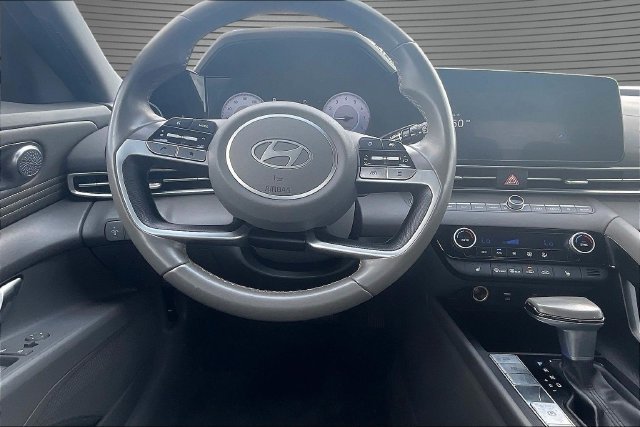 2025 Hyundai Elantra SEL - Photo 10