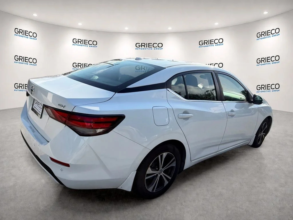 Used 2020 Aspen White Nissan SV image 7