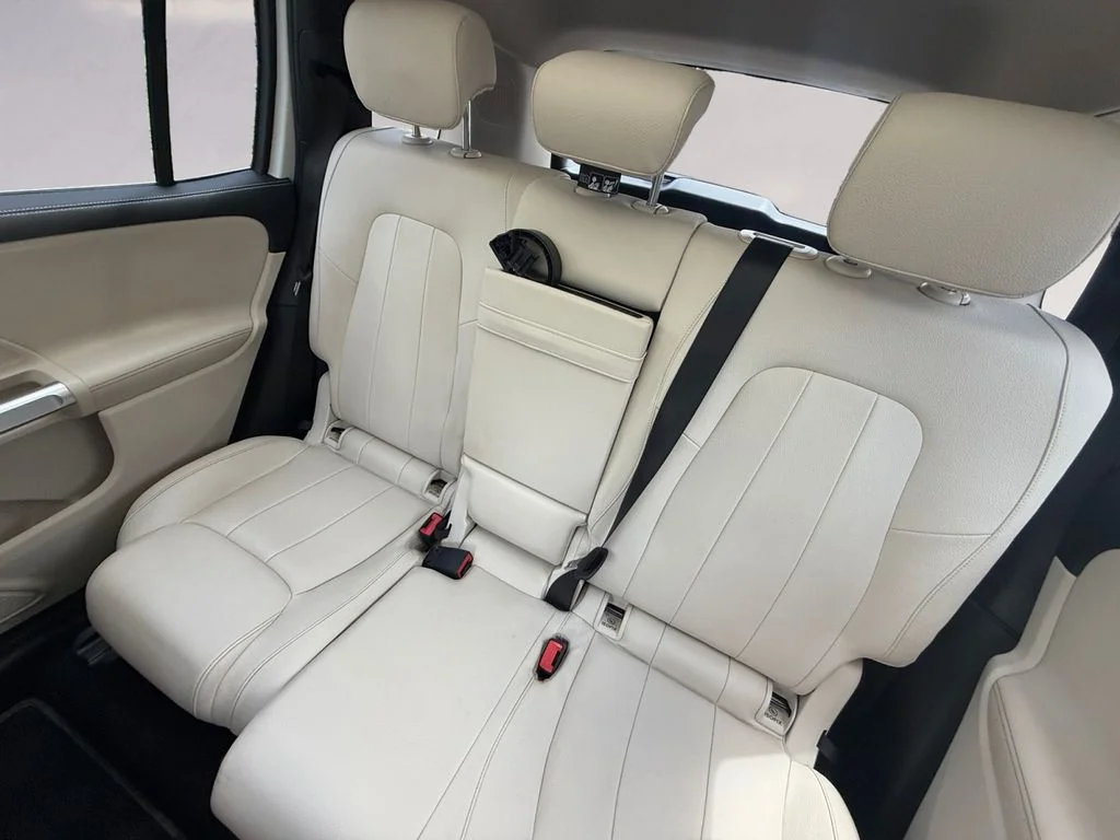 Used 2022  Mercedes-Benz GLB 250 image 16