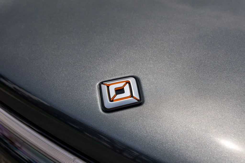Used 2025  Rivian Adventure Dual Motor Large Pack image 44