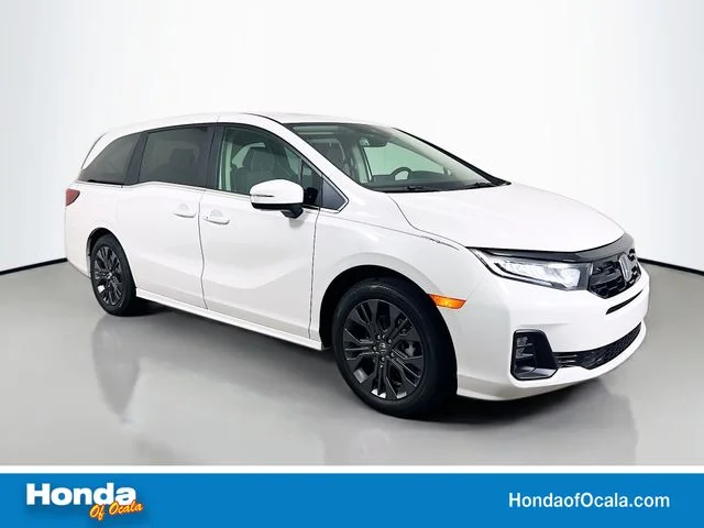 2026 Honda Odyssey Touring's photo