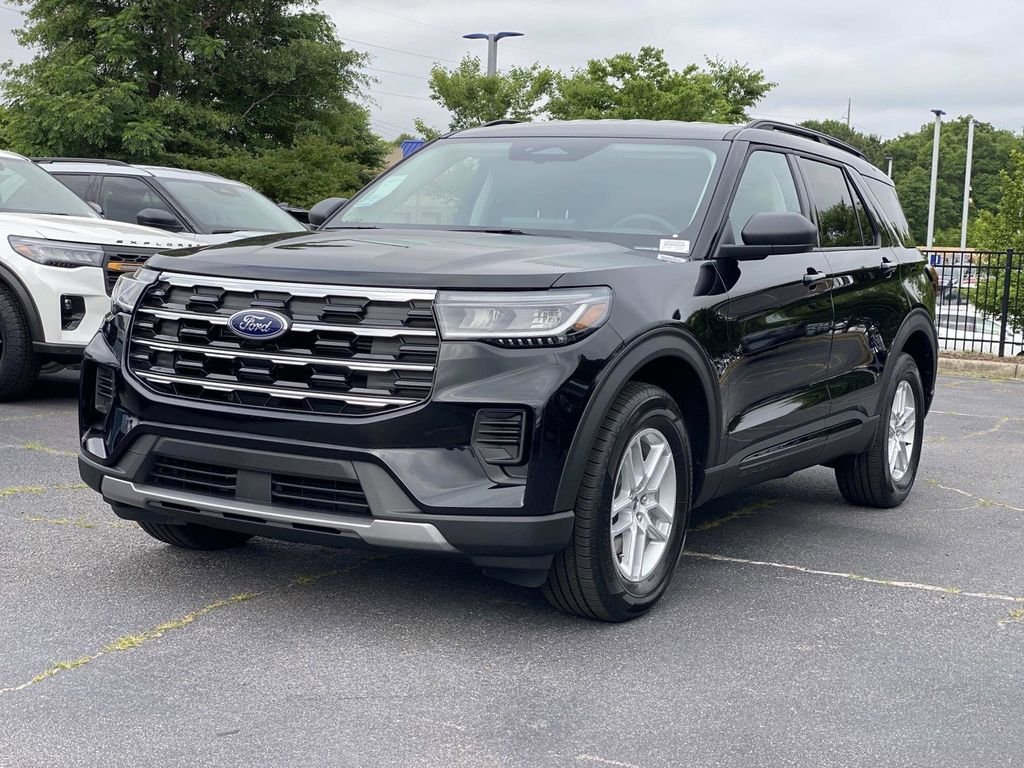 New 2026 Agate Black Metallic Ford Active image 7