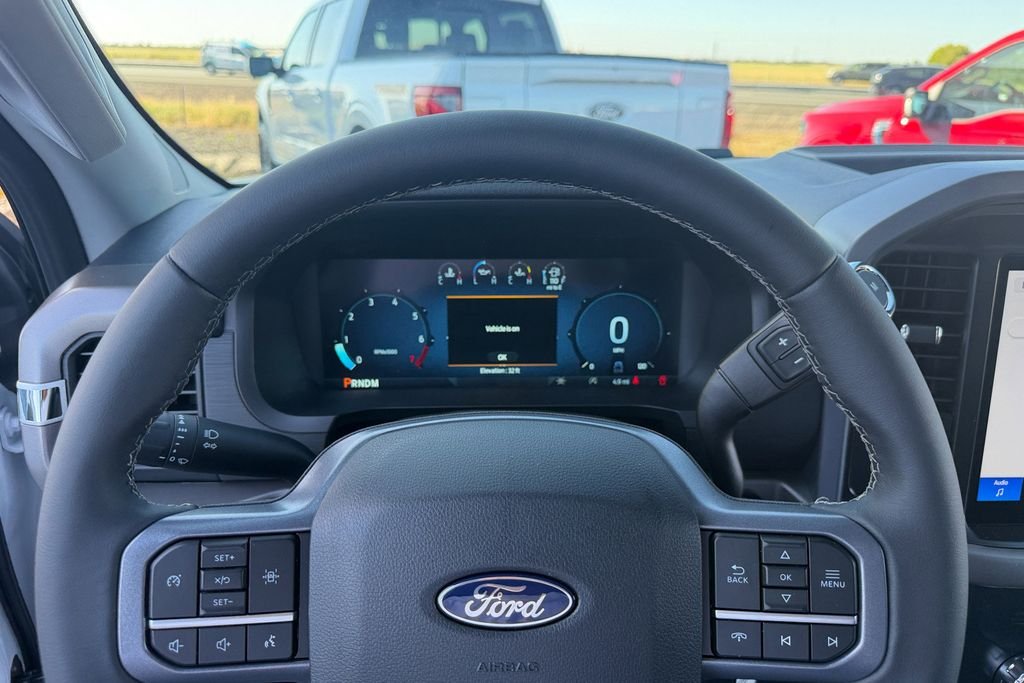 New 2026 Oxford White Ford XLT image 15