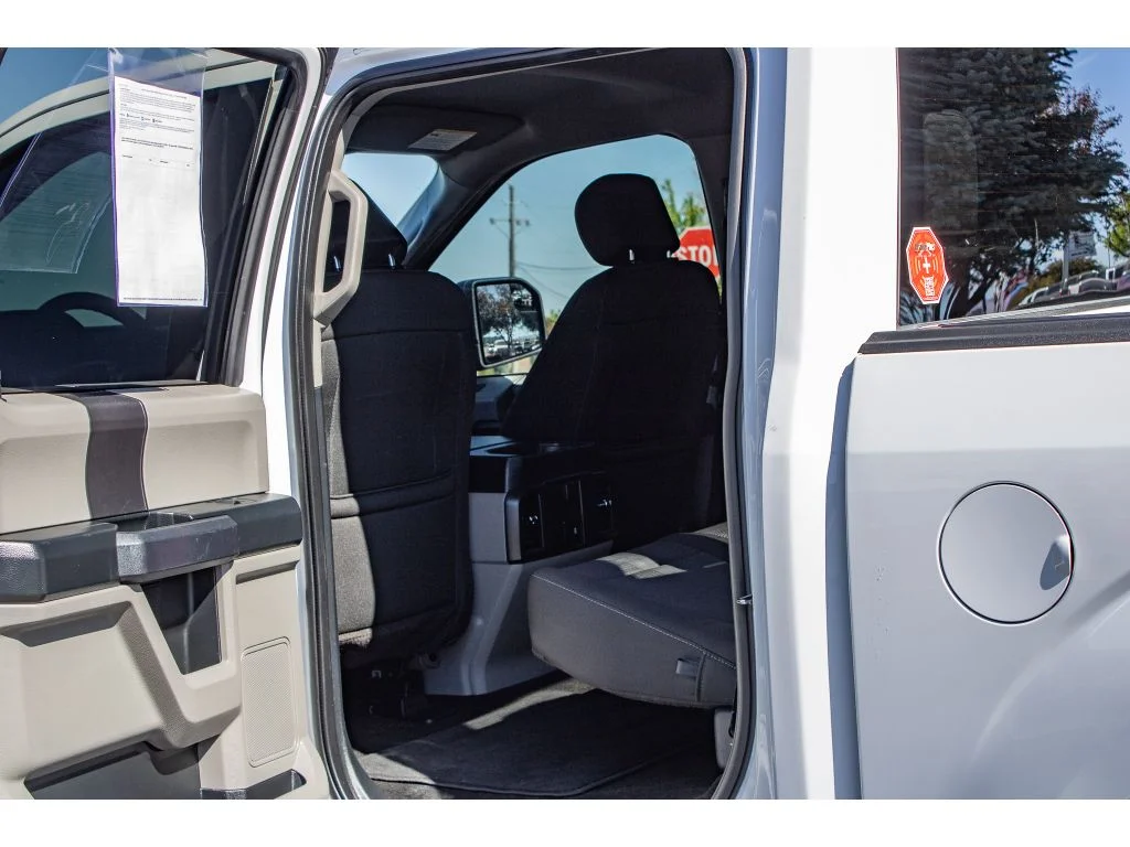 Used 2019 OXFORD WHITE Ford XL image 14