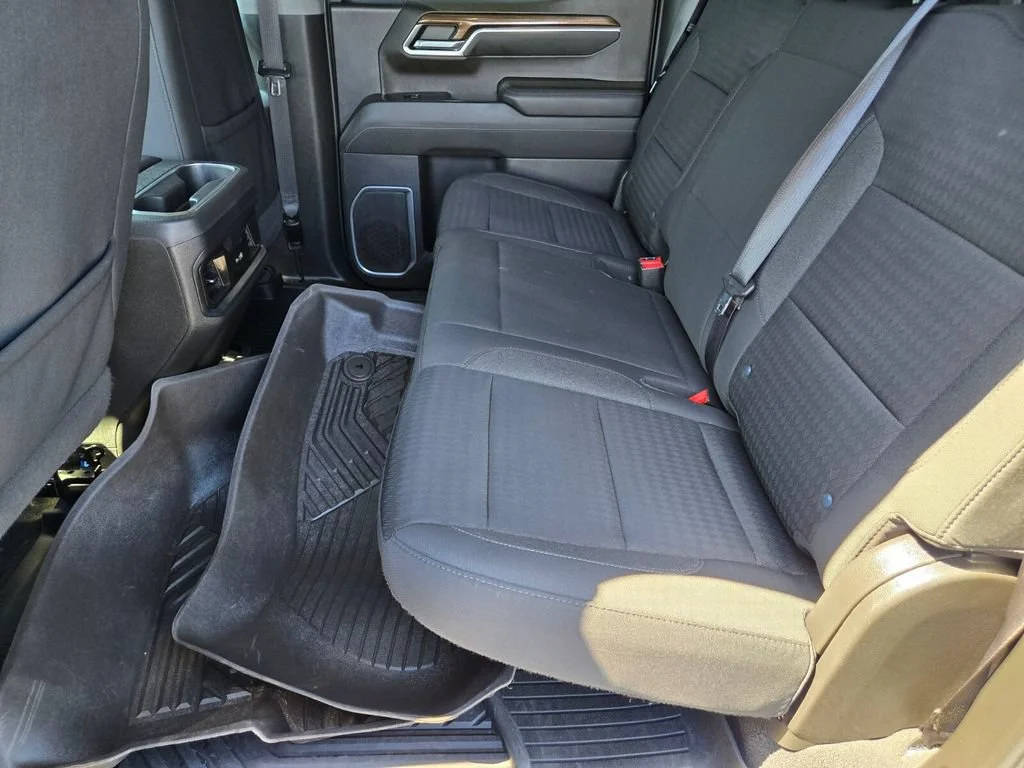 Used 2022 Northsky Blue Metallic Chevrolet RST image 11