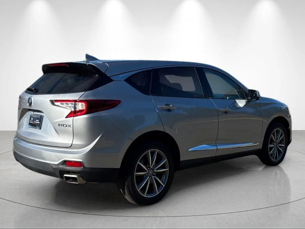 Used 2023 Lunar Silver Metallic Acura w/Technology Package image 5