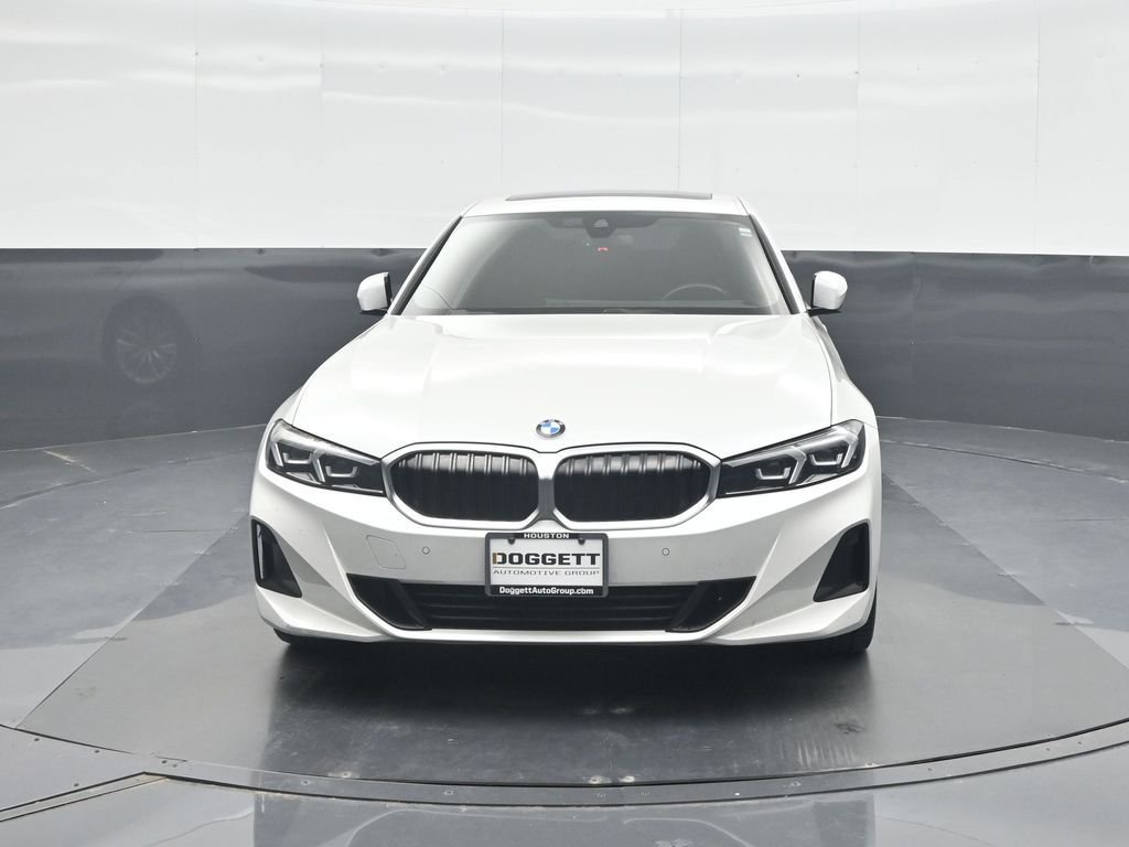 Used 2023 White BMW 330i image 5