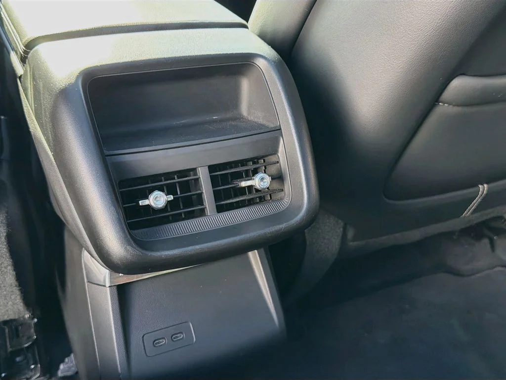 Used 2024 Silver Metallic Cadillac Tech image 27