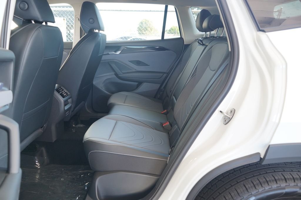 New 2026 Pure White Volkswagen 2.0T SE image 7