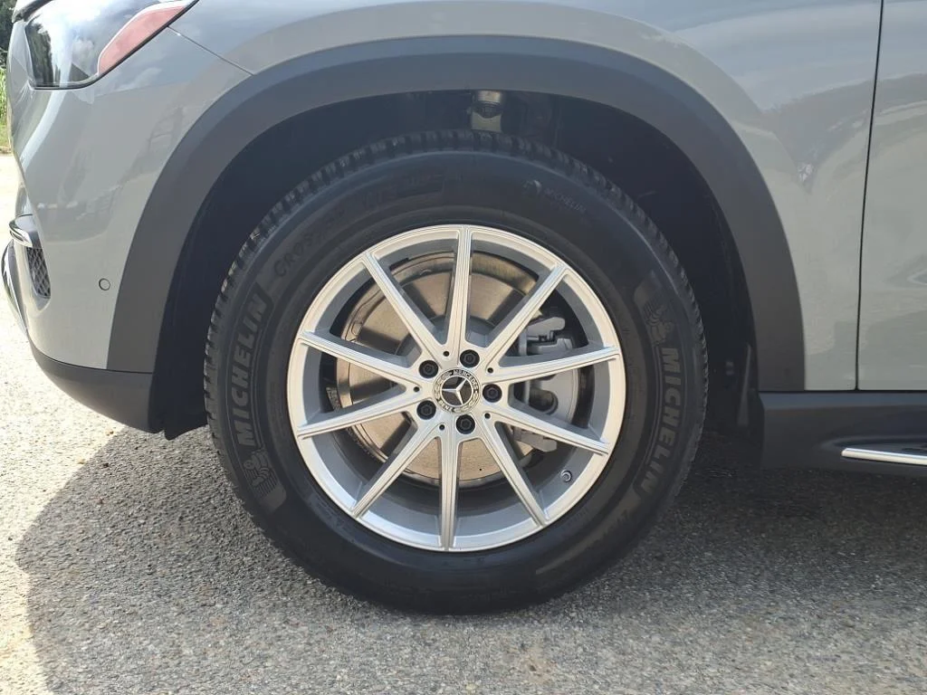 Certified Used 2026 MANUFAKTUR Alpine Grey Mercedes-Benz GLE 350 image 4