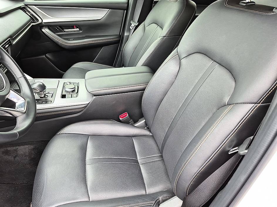 Used 2024 Rhodium White Premium Mazda 3.3 Turbo Preferred image 15