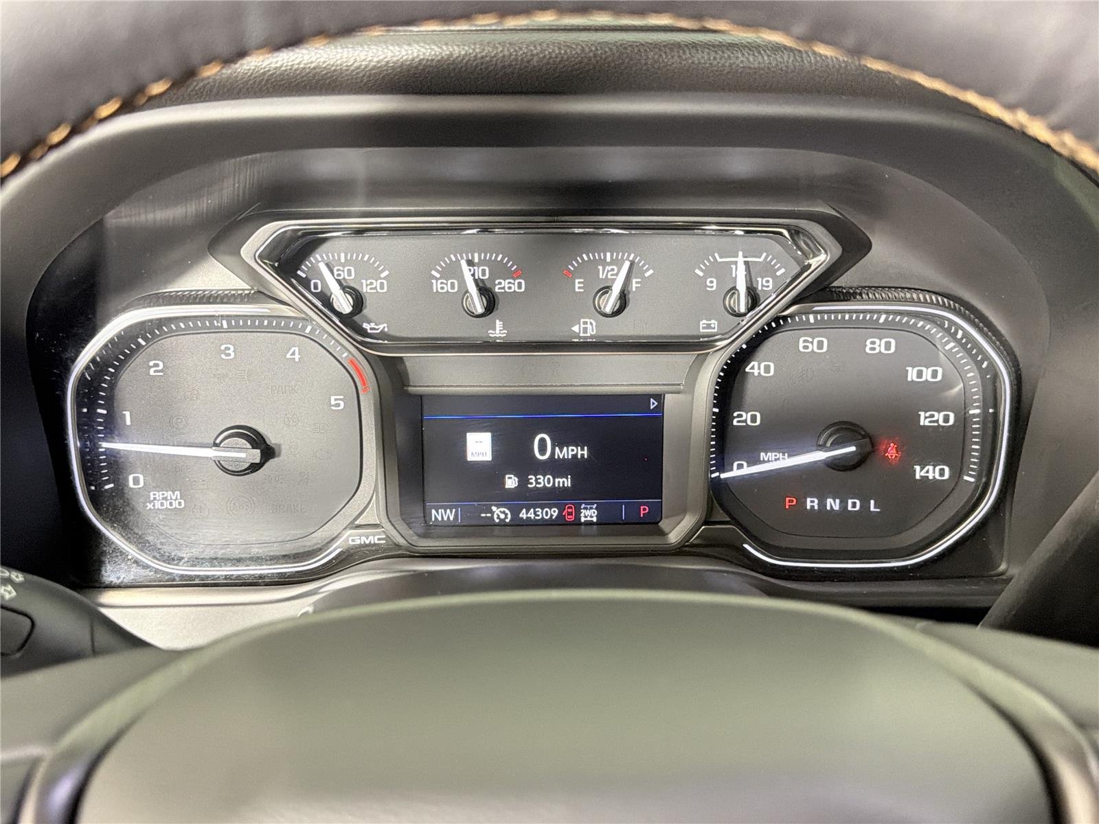 Used 2022 Summit White GMC AT4 image 29