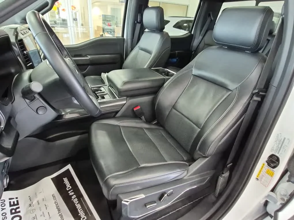 Certified Used 2023 Oxford White Ford LARIAT image 11