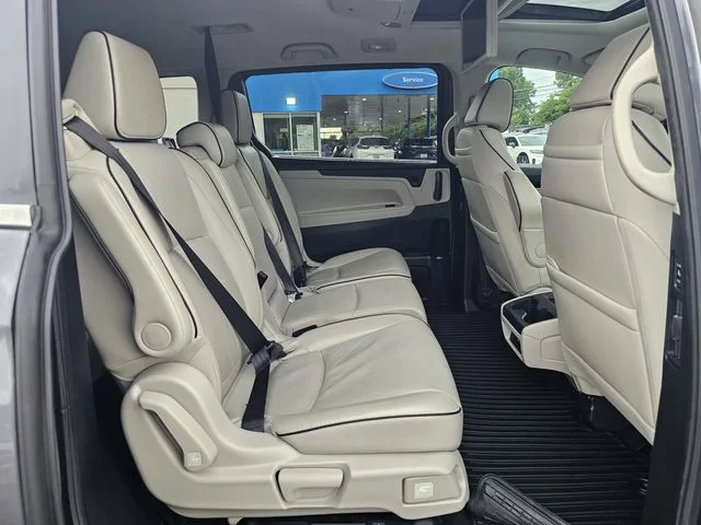 2025 Honda Odyssey Touring - Photo 10