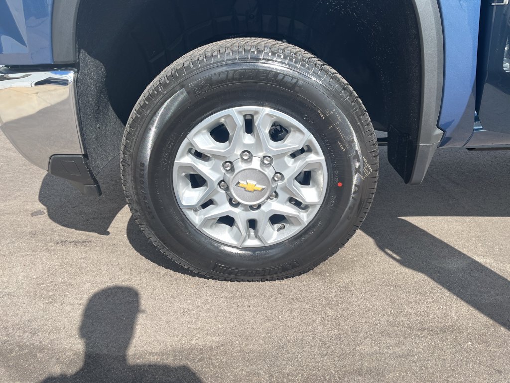 New 2026 Lakeshore Blue Metallic Chevrolet LT image 26