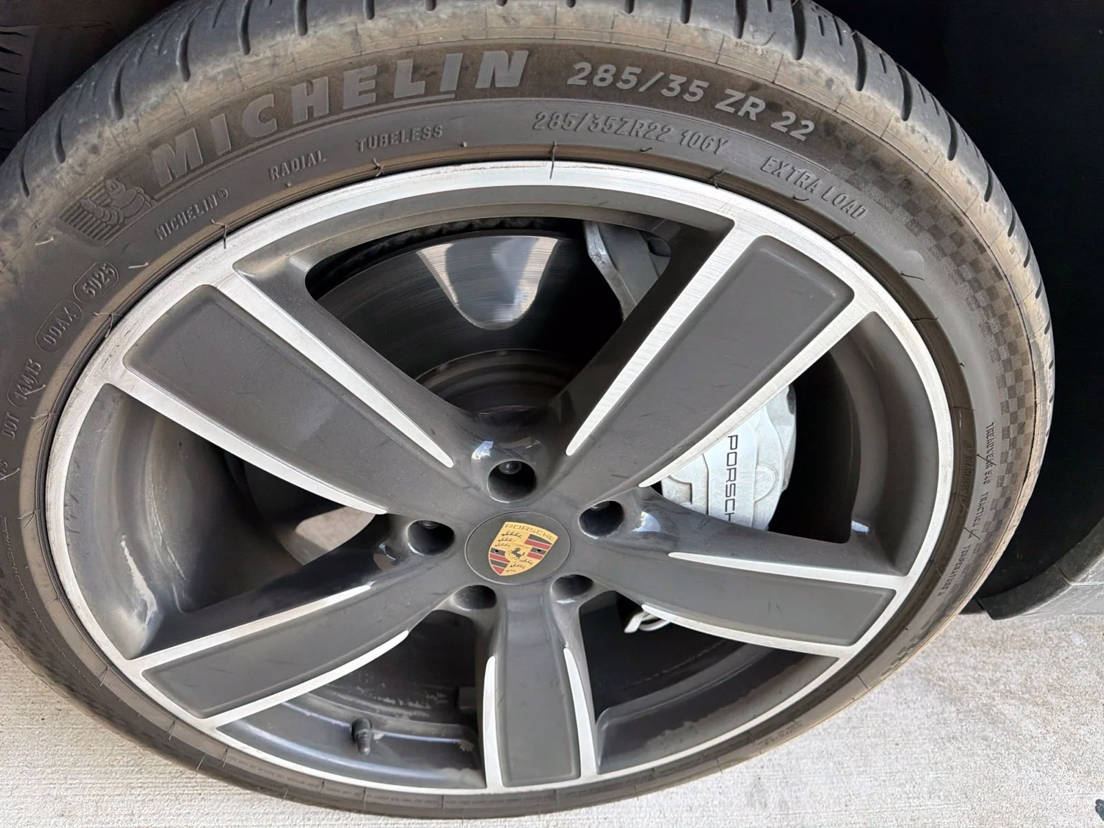 Used 2021  Porsche Turbo image 2